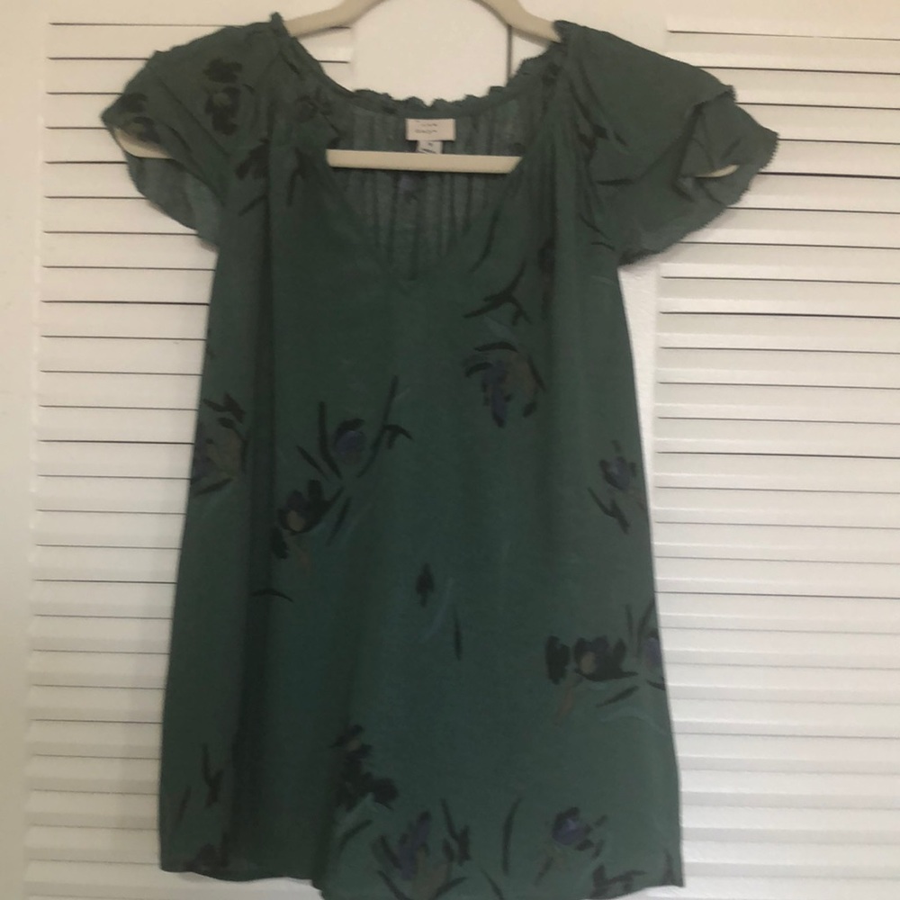 New Day top